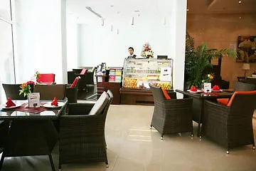 Parkside Suites Discovery Garden Dubai 4*,  United Arab Emirates